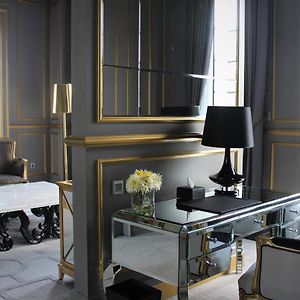 Suite executive